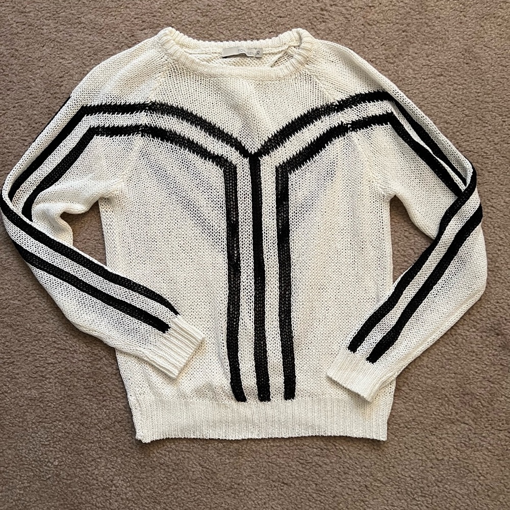 TOWNSEN OPEN BACK SWEATSHIRT